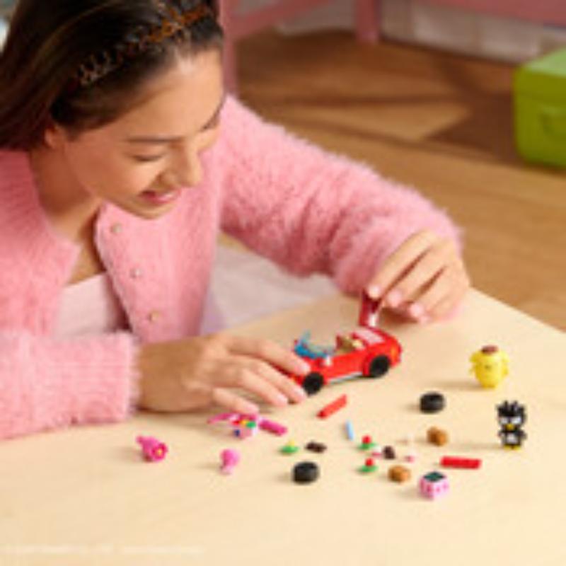 Jazwares BLDR Hello Kitty auto convertible Badtz-m