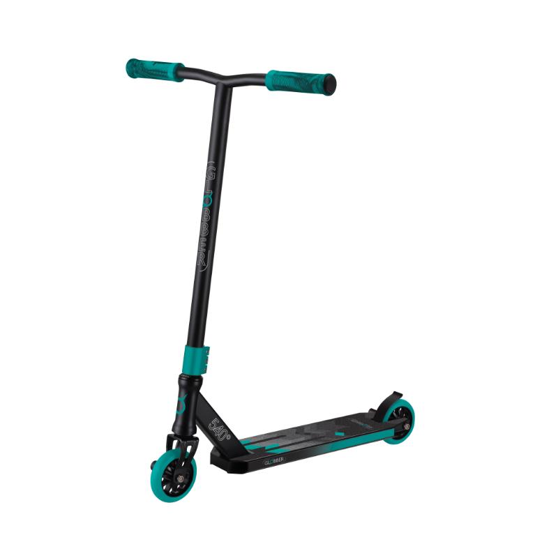 Globber monopatin Stunt GS 540 negro con verde acero