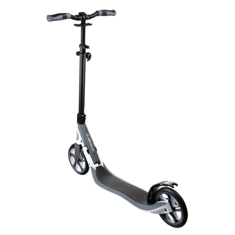 Globber monopatin One NL 205 blanco con negro